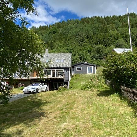 Vossestrand Voss- Myrkdalen Lodge מראה חיצוני תמונה